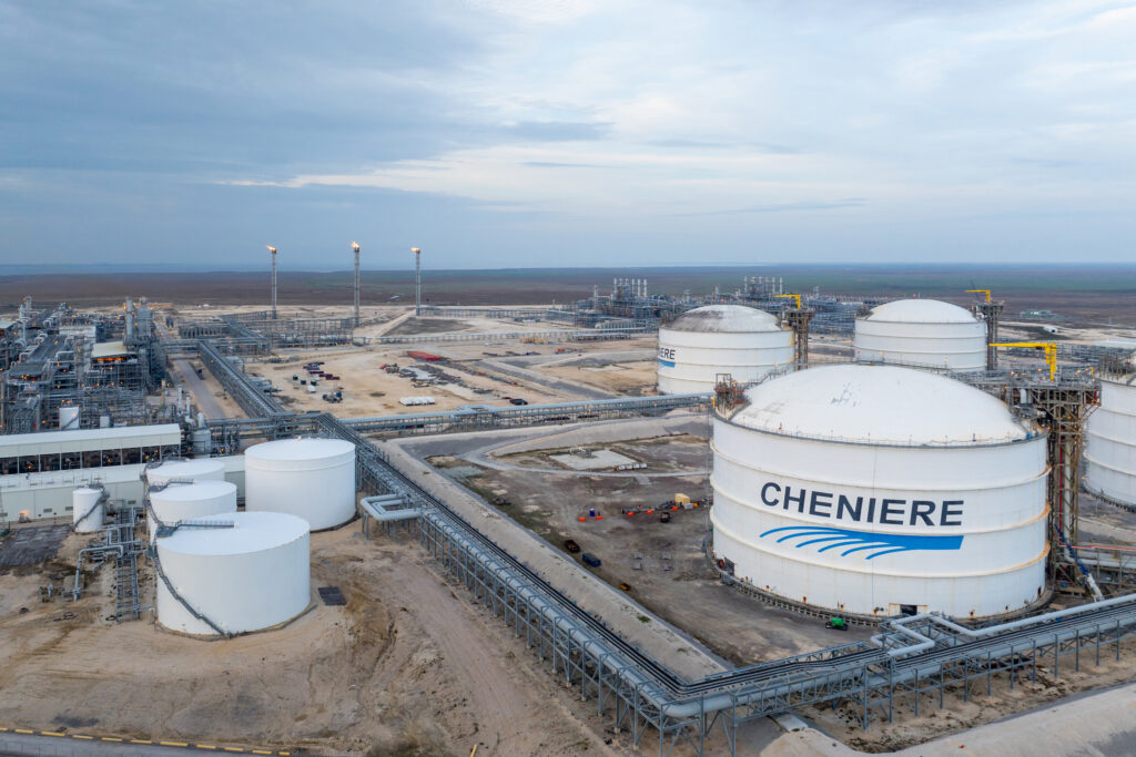 Cheniere Energy recibió 370 millones de dólares IRS Windfall para utilizar GNL como combustible alternativo