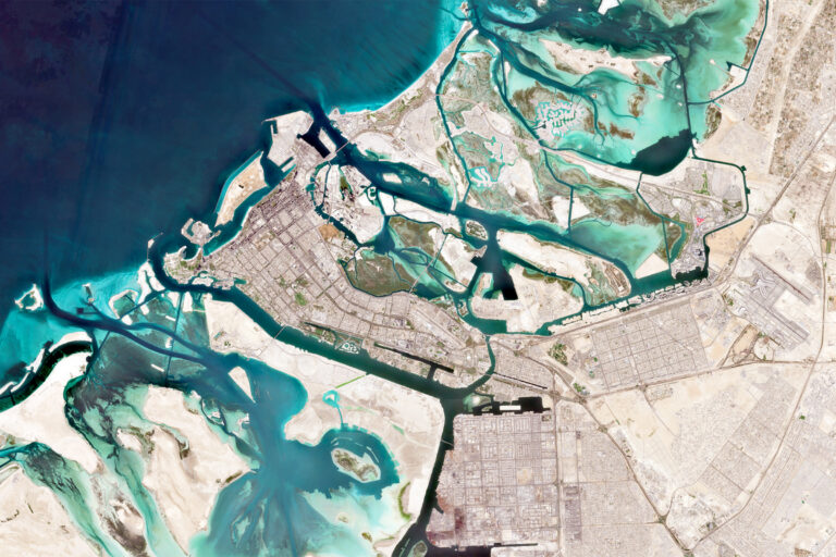 El poder de las ciudades sobre el mar