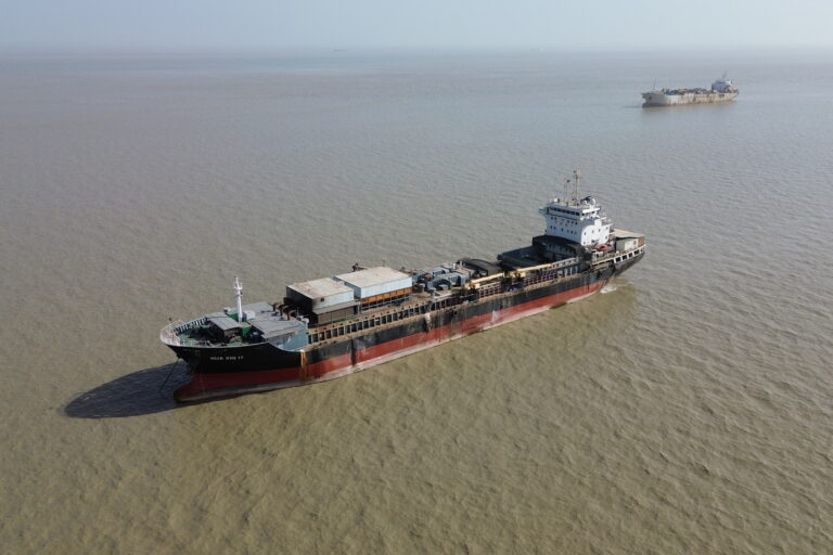 El gobierno de transición de Guinea-Bissau prohíbe la producción de comidas de pescado