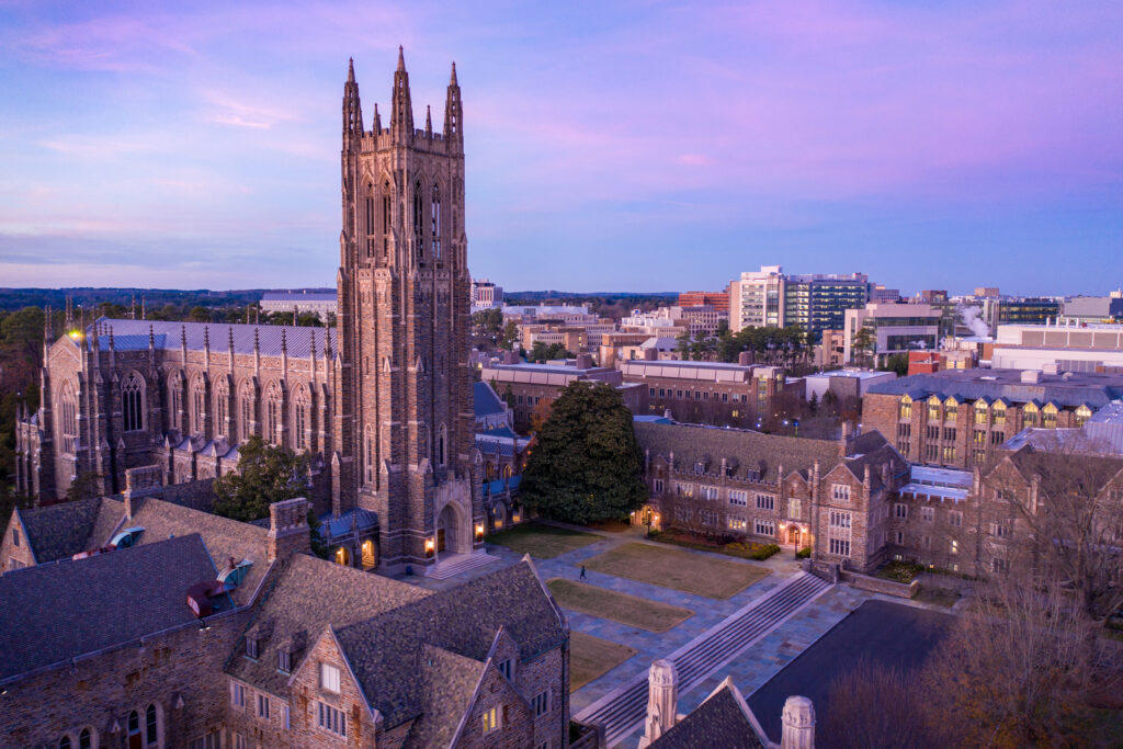 Duke University planea un centro de datos que dice que impulsará ‘la responsabilidad y sostenibilidad ambientales’