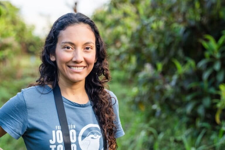 Los petreles nos recuerdan que todos los ecosistemas están conectados: Paola Sangolquí, Premio Whitley 2026