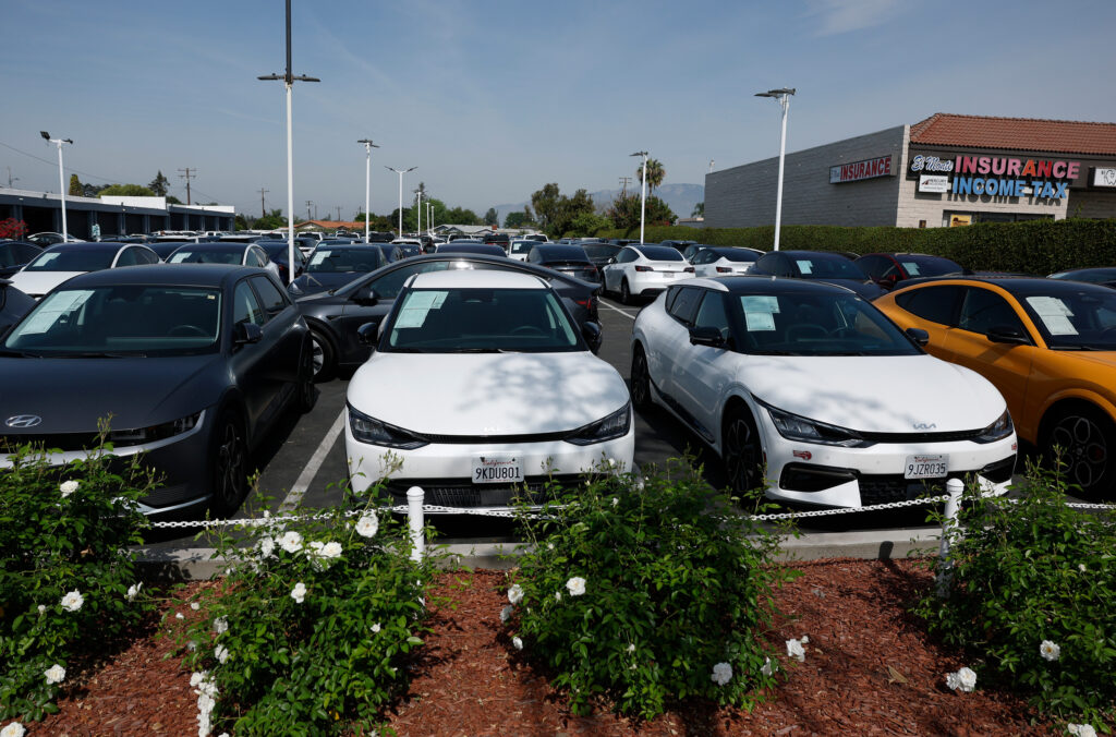 EPA Claims ‘Overwhelming Rejection’ of EVs as It Moves to Loosen Air Pollution Rules