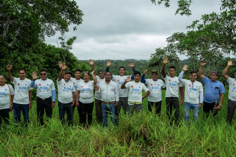 Perú: un modelo indígena en Loreto acelera la titulación de tierras en la Amazonía y fortalece la protección de los bosques | INFORME