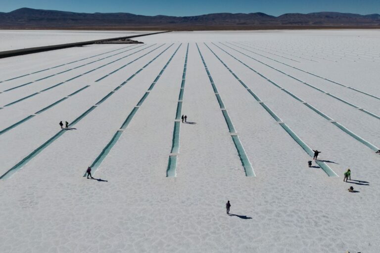 US-Argentina initiative aims to boost critical mineral, oil and gas exports
